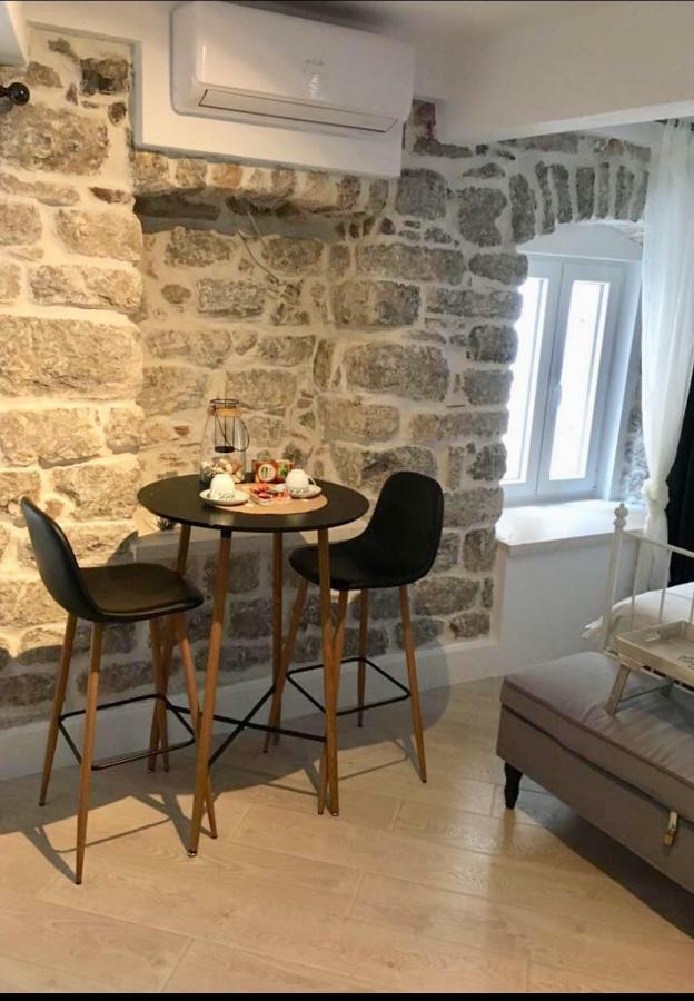 Rose Stone Studio Old Town *